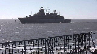 Large ship ocean fenced dog - movie scene free wallpaper