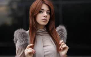 Redhead woman fur collar fashion - american barbizon school free wallpaper for desktop