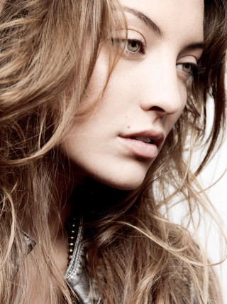 Woman long hair leather jacket 10 - the side free wallpaper for mobile