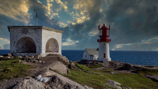 Lighthouse rockycliff ocean cloudy sunset - artur grottger free wallpaper