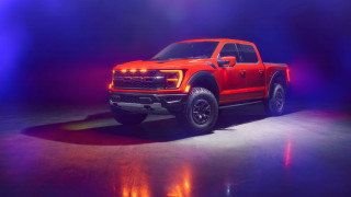 Red truck spotlight black rim - octane free wallpaper