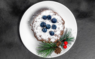 Plate berries powdered sugar pine - pine free wallpaper