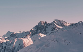 Snow mountain skier matte scene - a skier free wallpaper