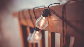 Lights string wooden bench tilt - a wooden bench free wallpaper