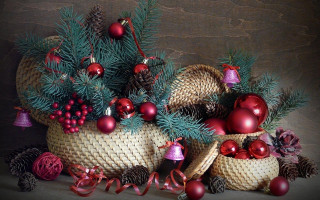 Christmas basket pinecones ornaments folk - a basket free wallpaper