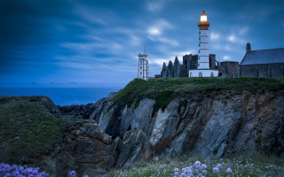 Lighthouse cliff night cloudy matte - free light wallpaper