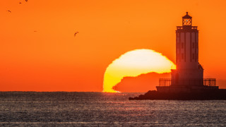 Lighthouse island ocean sunset bird - fitz henry lane free wallpaper