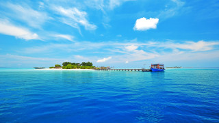 Boat island bridge water sky - a bridge in the middle free wallpaper for desktop