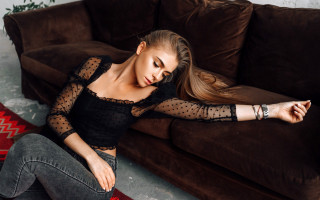 Woman sitting couch blonde leopard - annabel eyres free wallpaper