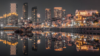 Tokyo skyline boat night reflection - choi buk free wallpaper