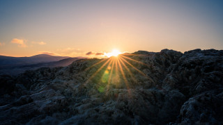Sunset mountain range lake reflection - bedwyr williams free wallpaper