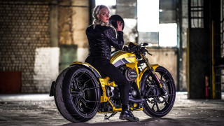 Woman black motorcycle wave city - a black outfit free wallpaper