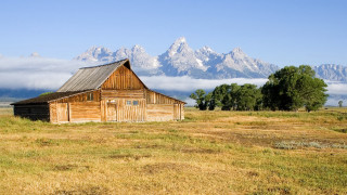 Barn mountains clouds trees landscape - americo makk free wallpaper for desktop