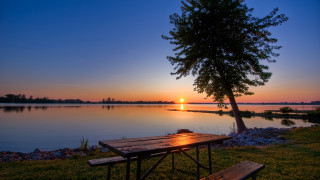 Picnic table grass lake sunset - top of a grass free wallpaper