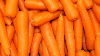 Orange yellow carrots pile fresh - orange free wallpaper