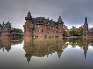 Castle lake cloudy sky trees - dirck van der lisse free wallpaper