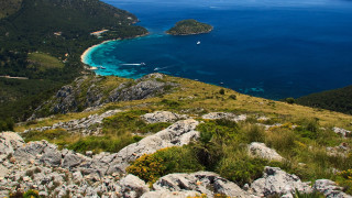 Mountain lake island panorama nature - a view of a mountain free wallpaper