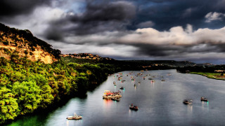 River boats cloudy sky mountain - a cloudy sky free wallpaper for desktop