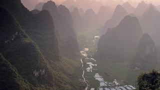 Valley mountains river houses naturalism - a valley free wallpaper