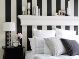 Bed white black striped wallpaper - wallpaper free wallpaper