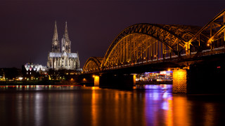Bridge cathedral river night lights - german romanticism free wallpaper