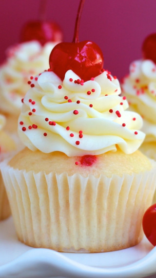 Close up cupcake cherry top - professional food photography free wallpaper for mobile