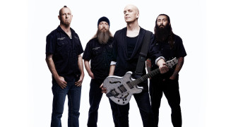 Men guitars sky white background - a white background free wallpaper