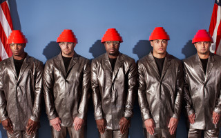 Men red hats flag blue - a blue wall free wallpaper