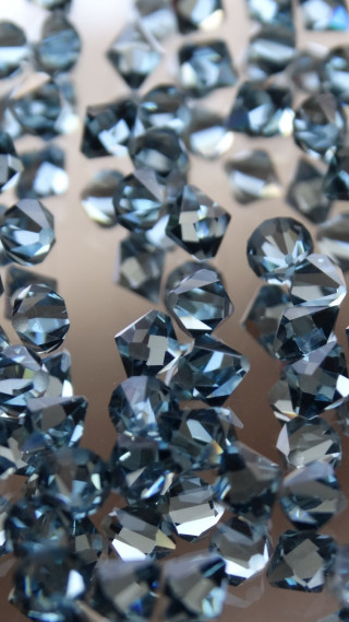 Blue diamonds table brown background - a table top free wallpaper for mobile