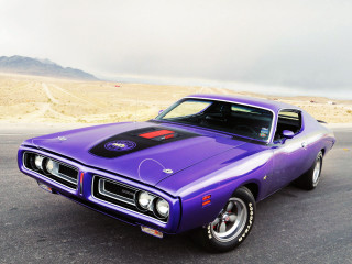 Purple car black stripe hood - a purple car free wallpaper for desktop