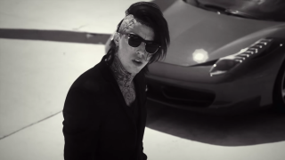 Man tattoo sunglasses car parking - a tattoo free wallpaper