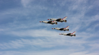 Four jets flying formation blue - formation free wallpaper
