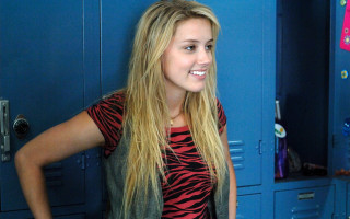 Carey morris blue locker smile - northwest school free wallpaper