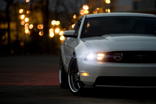 White mustang car night lights - rim free wallpaper