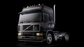 Black truck red stripe computer 2 - the front of its free wallpaper