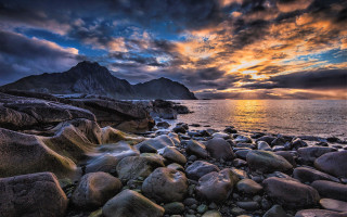 Rocky beach sunset mountains clouds - derold page free wallpaper