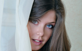 Eszter mattioni blue eyes white - free portrait wallpaper for desktop