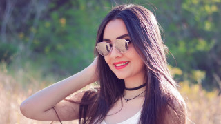 Ayshia taskin sunglasses white shirt - sunglass free wallpaper