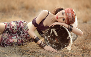 Woman dress headscarf beach fan - her hand and a hat free wallpaper