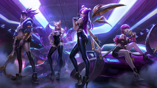 Futuristic female group purple light - a futuristic setting free wallpaper for desktop