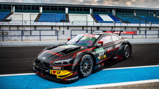 Car race track sky blue - the side of the track free wallpaper