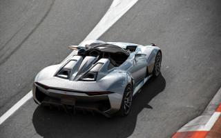 Silver sportscar racetrack pilot ue5 - the side of the road free wallpaper for desktop