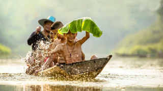 River boat banana group outdoor - a banana free wallpaper