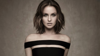 Woman black dress vorticism portrait - anne ryan free wallpaper for desktop