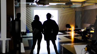 Group people room open door - interactive art free wallpaper for desktop