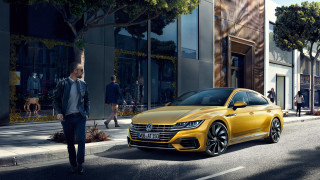 Man street yellow car building - a street next free wallpaper