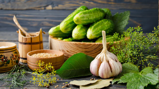 Bowl cucumbers garlic herbs wooden - synthetism free wallpaper for desktop