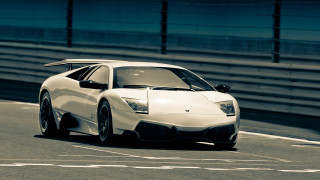White sports car race track - a race track free wallpaper