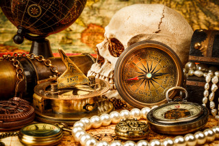 Table vanitas steampunk compass skull - a table together free wallpaper
