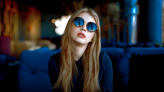 Woman blonde longhair sunglasses couch - christabel dennison free wallpaper